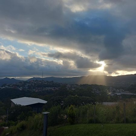 Apartamentos Temporada Vista Do Vale Gramado Exteriör bild